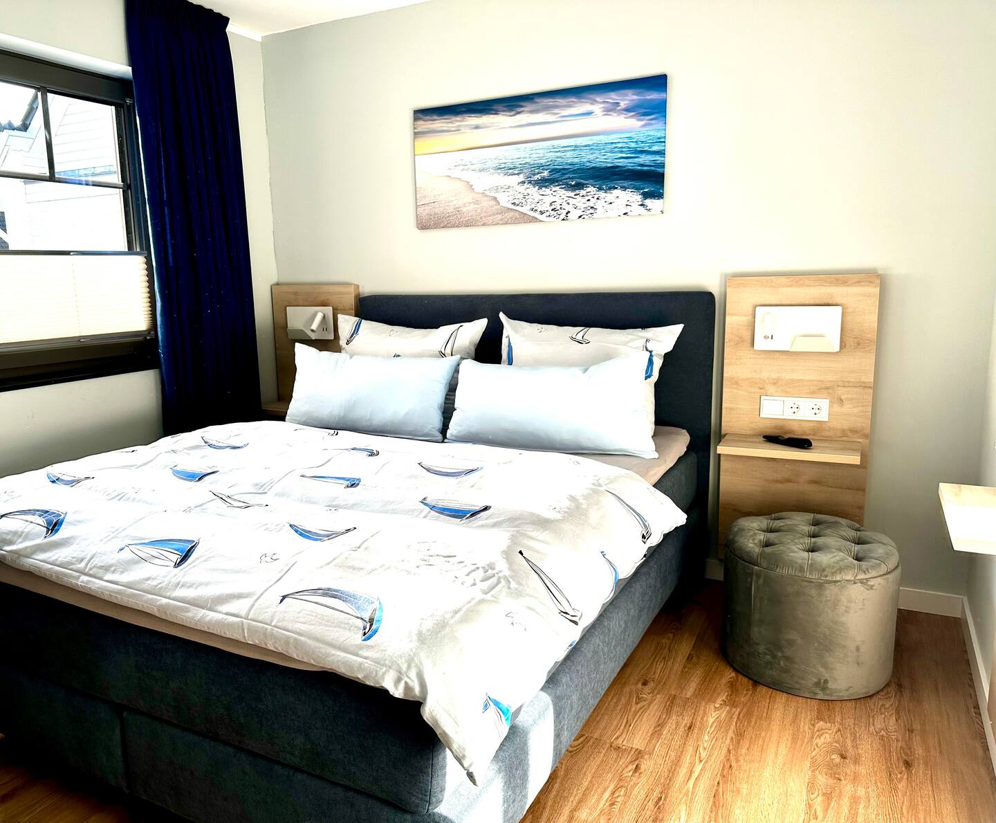Schlafzimmer 1