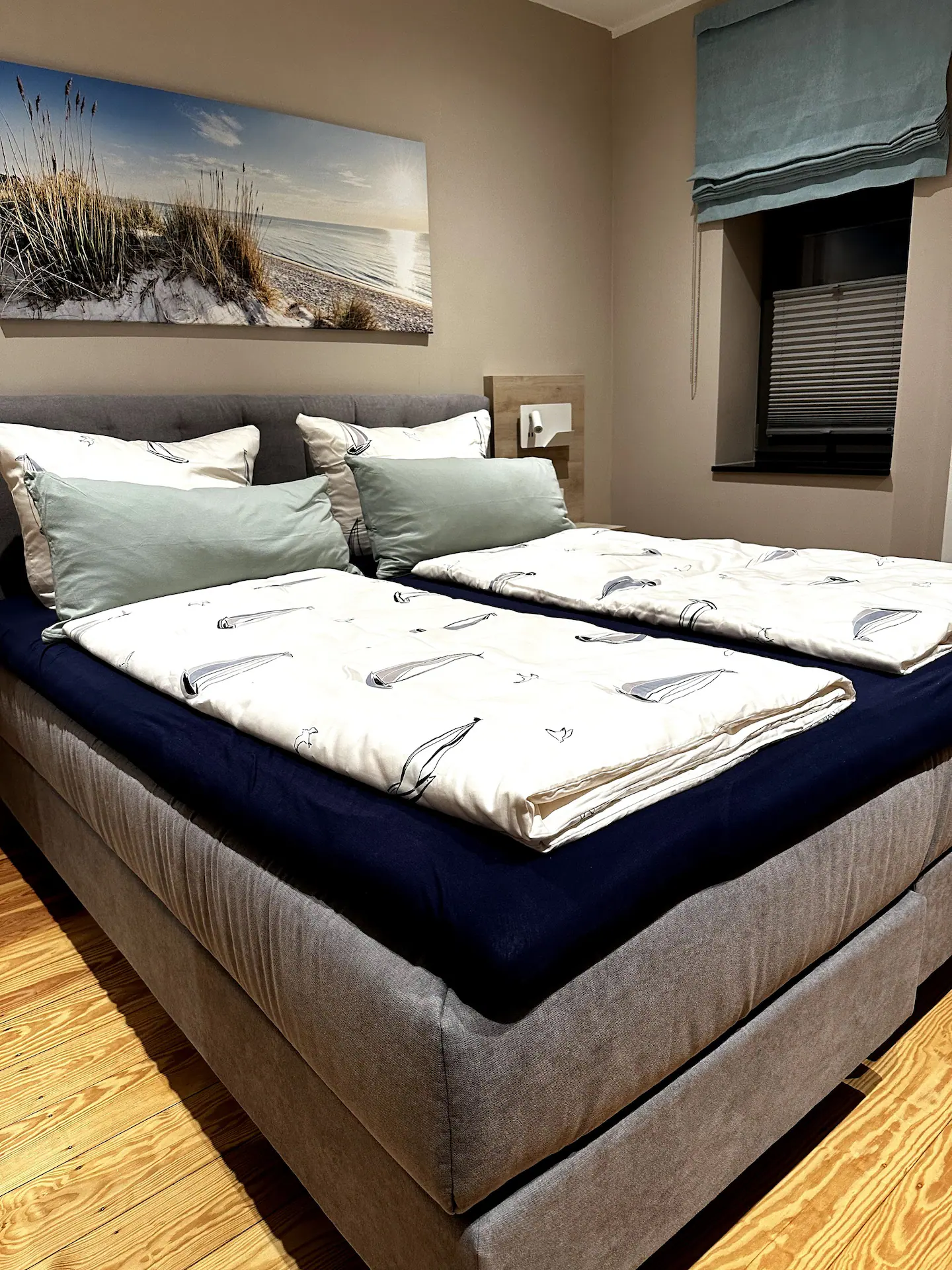 Schlafzimmer 1